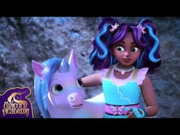 Sophia and Ava Save A Baby Unicorn! - Unicorn Academy - Short