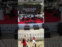 Oynarız Oynatırız 🕺#mustafasoylu #adana #yörüktürkmenfestivali #yörükşöleni #youtubeshorts #keşfet