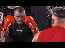 PELEADOR CON TODA LA CARA Y OJOS TATUADOS SE ENFRENTA A SU AMIGO | DWT Fight Club