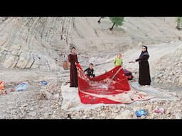 Life of Iranian nomads/Washing blankets by the family