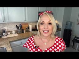 The Goofy Blonde Chef Presents: High Protein Low Carb Chili