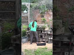 Sarah’s in her Garden #diy #garden