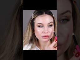 This Palette is STUNNING! Charlotte Tilbury Super Neutral Eye Look #makeup #charlottetilbury #shorts
