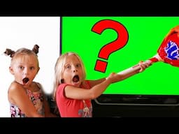 What will magic TV give us? 📺 Have you seen how we deftly take toys out of TV?
