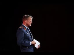 The „for one another spirit“ - military principle for civilian leaders | Thomas Harbaum | TEDxBerlin