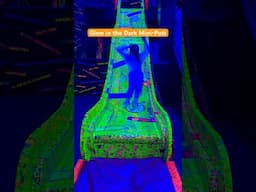 Indoor Mini Putt on a rainy day #familyfun #glowinthedark #familyactivities #montreal #lifeincanada
