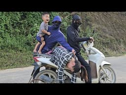 Kind man is worried when the single mother and Kevin are harmed by bad guys. ly tu tay