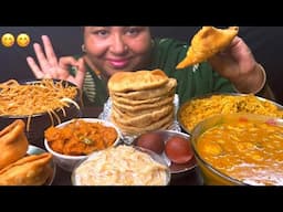 Eating Lots of poori, Masala chaap, Veg Noodels, Allo sabhi, malai Paneer Samosa I Foodie Gd