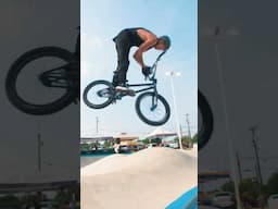I ❤️ BMX AND I ❤️ MAKING VIDS FOR YOU GUYS! #bmx #bmxlife #shortsfeed #skatepark #bmxbike