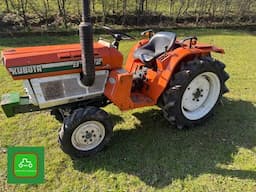 KUBOTA B1702 4X4 COMPACT TRACTOR SOLD BY www.catlowdycarriage.com