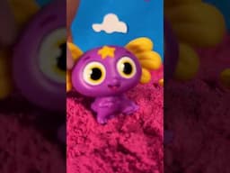 Fun with Pink Kinetic Sand and Magic Pets! #morphle #cuteanimals #toys #toysforkids #playpretend