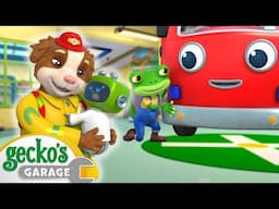 Not All Boo-Boos Need Bandages 💔👩‍🔧 | Gecko's Garage | Moonbug Kids - Play and Learn