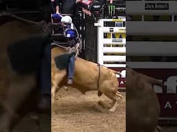 Watch #Cherokee Bull Rider Ryan Dirteater Take On This Action-Packed Sport! #athlete #bullriding