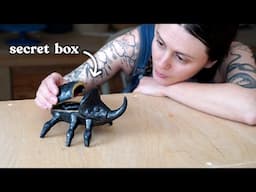 Sculpting a beetle with a hidden compartment