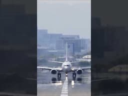 伊丹空港・飛行機着陸シーン (2025/5/3・手振れ注意)#shorts #飛行機 #airport