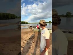Speedboat beaching fail