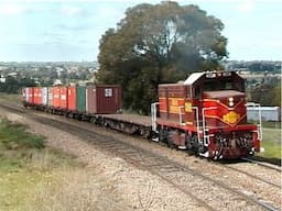 Australian diesel locomotives - Austrac & Freight Australia - southern NSW - April 2000