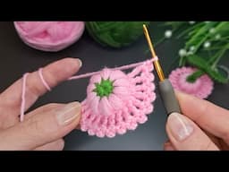 Making a Aorgeous Crocheted Easy Knitting Keychain🩷#crochet#knitting #diy #handmade #flower #keşfet