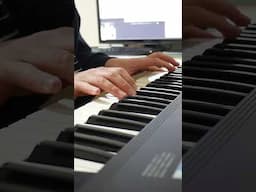 I THINK KORG M1 BUT NOT SURE