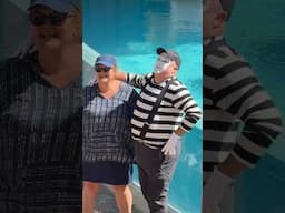 The end 😂 This is so hilarious 😂 Tom the mime SeaWorld #seaworldmime #funny #viralvideo #comedy