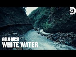White Water Mining In Stormy Conditions | Gold Rush: White Water | Discovery