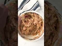 Carrot Cake Sourdough Quick Bread Ingredients: 🥕 2 cups all-purpose flour 🍂 2 teaspoons cinnamon