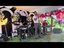 Yêu em dài lâu ! Em như cơn gió thu bay bay nhè nhẹĐưa anh đi tìm vần| Drum thiên tài-Thiên phú band