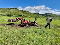 Restoring this FARM GOT ME STUCK \\ But I got water on on the field \\ MOUNTAIN MAPLE RANCH
