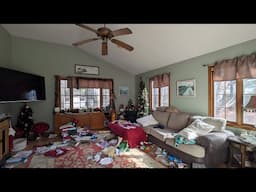 What Happened To Everyone? ABANDONED House With EVERYTHING Left Behind