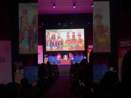 Of course we HAD to discuss ‘Love Island USA’ on stage in NYC! Presented by @trulyhardseltzer