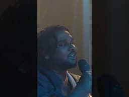 When Shahrukh Khan Grabs the Mic !