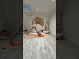 My Yoga-Inspired Go-To Warm-Up Before Every Workout