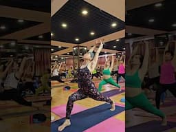 Vinyasa flow community class hanoi Vietnam 🇻🇳 #yoga #yogavietnam #yogahanoi