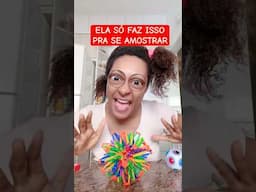 ELA SÓ FAZ ISSO PRA SE AMOSTRAR #janeladoriso #humor #popit