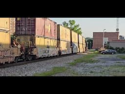 NS 4001 (dpu) train 11z. I was told to pay special attention to the fuel tank on 4001 Sonic Bonnet .