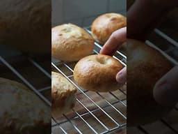 perfect sourdough bagels 🥯 EVERYTIME! #cookingathome #cookingfromscratch