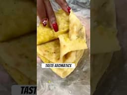 Street Food Trinidad: Doubles, Pholourie, Aloo Pie #trinifood #Trinidadian #thenomadicfoodie