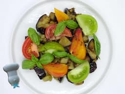 Recette de salade d'aubergines aux herbes