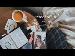 proof of life | ep. 03 ✸ books, reading, oracle cards