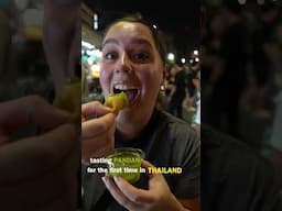 tasting #pandan for the first time #thailandstreetfood #bangkoktravel #chinatownbangkok