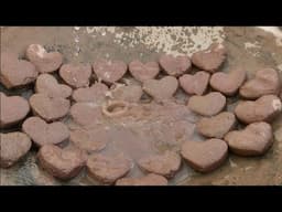 ASMR Red Heart Melt down in water 💦 | Earthy delicious, Sand Red clay reclaim❤ Chalk crushing 😍