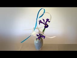 Catching Space With A Fun Iris Flower Design