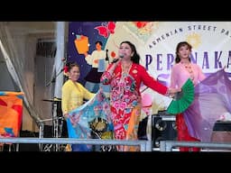 Melissa Sidek sings at the Armenian Street Party : Peranakan Stars!
