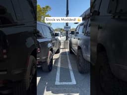 Stock vs Modded! 💪🏼 #landroverdefender #offroad #newdefender #newdefendermods #suv #shorts
