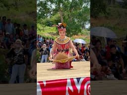 Penari dayak