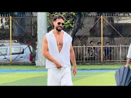 Ibrahim Ali Khan and Tiger Shroff spotted in Juhu