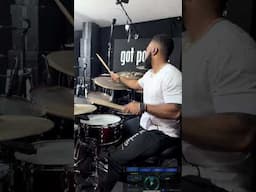 Practicing with a metronome app called @grooveclix 🥁⚡