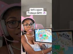 Fridays Gift! 🦄 #foryoupage #tocaboca #tocalifeworld #trending #gaming