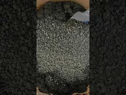 I Used Kitty Litter to Recycle Acrylic Paint Wastewater