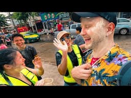 Come here FARANG!! / Crazy SONGKRAN in Bangkok Thailand / Thai Water Festival